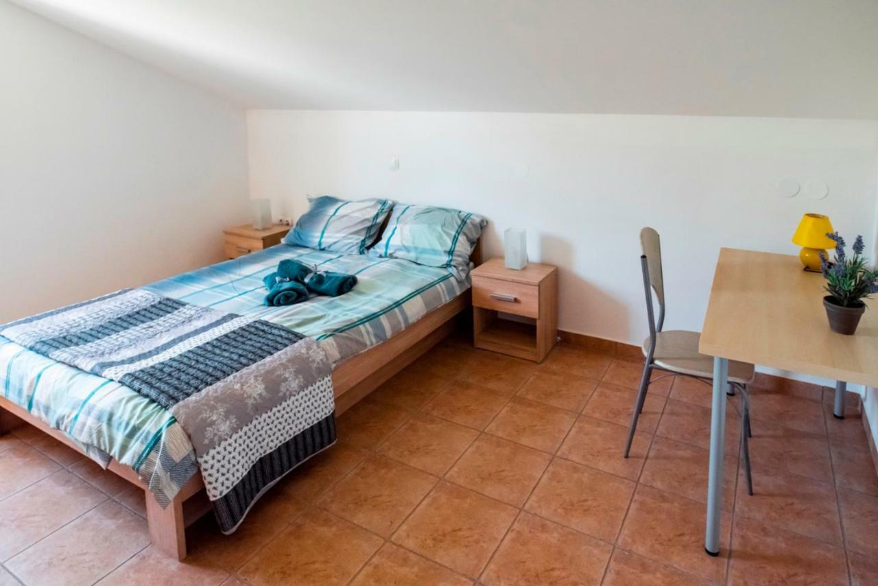 Lavanda Apartments&Studios Pinezići Екстериор снимка