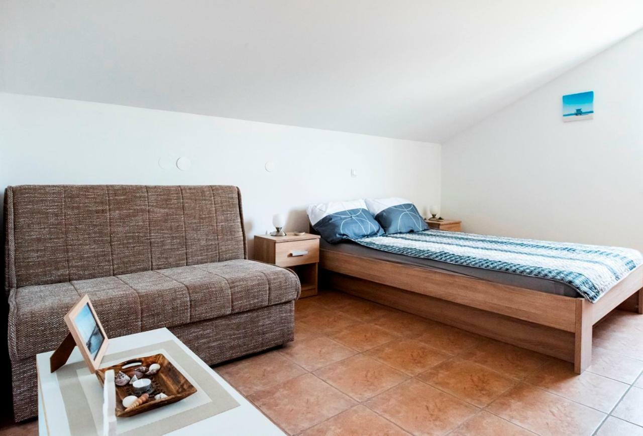 Lavanda Apartments&Studios Pinezići Екстериор снимка