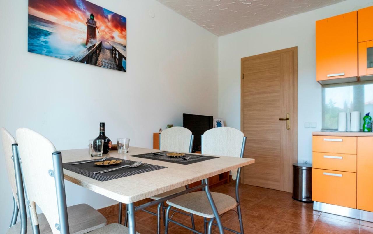 Lavanda Apartments&Studios Pinezići Екстериор снимка