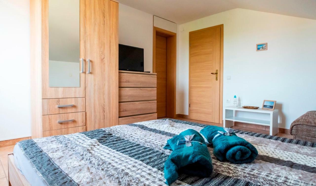 Lavanda Apartments&Studios Pinezići Екстериор снимка
