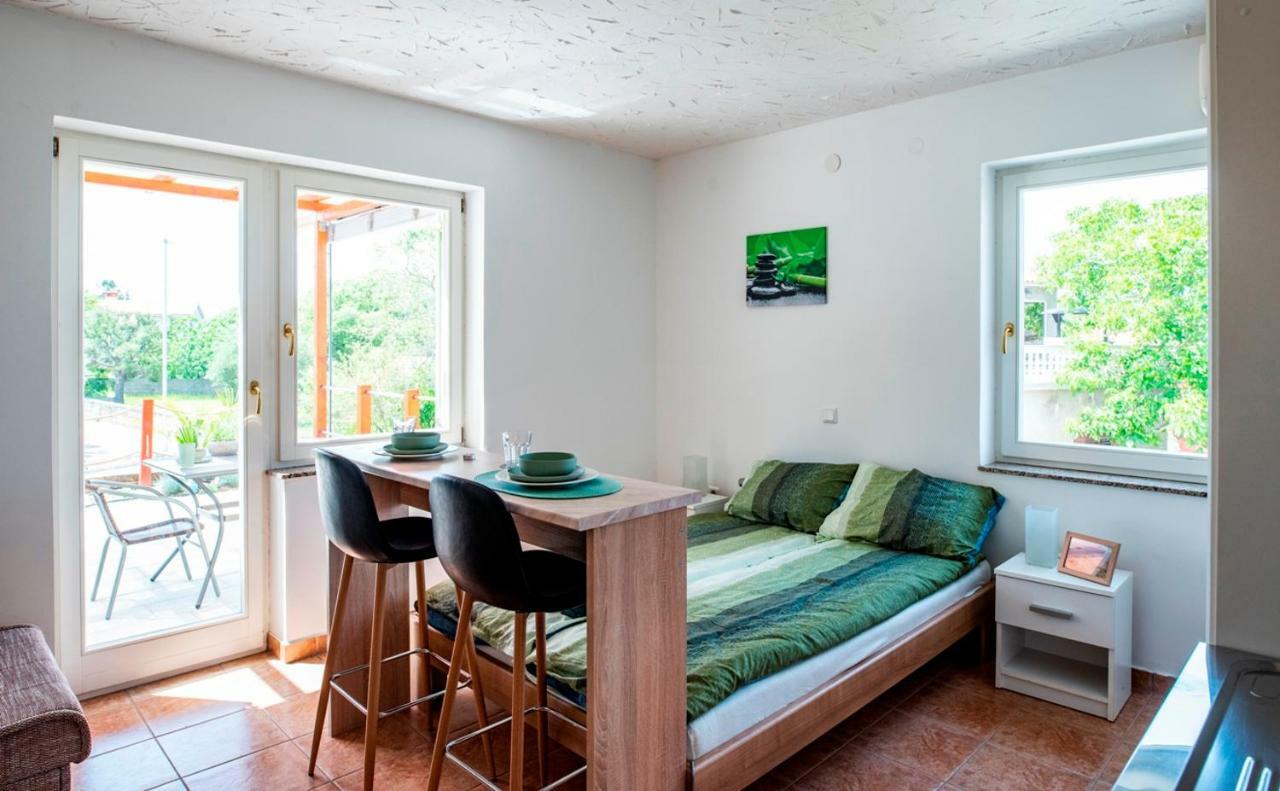 Lavanda Apartments&Studios Pinezići Екстериор снимка