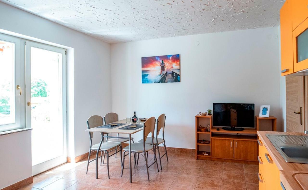 Lavanda Apartments&Studios Pinezići Екстериор снимка
